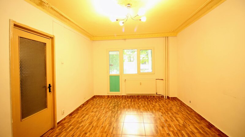 Turda, parcul Regina Maria, str. Stefan Stoika,